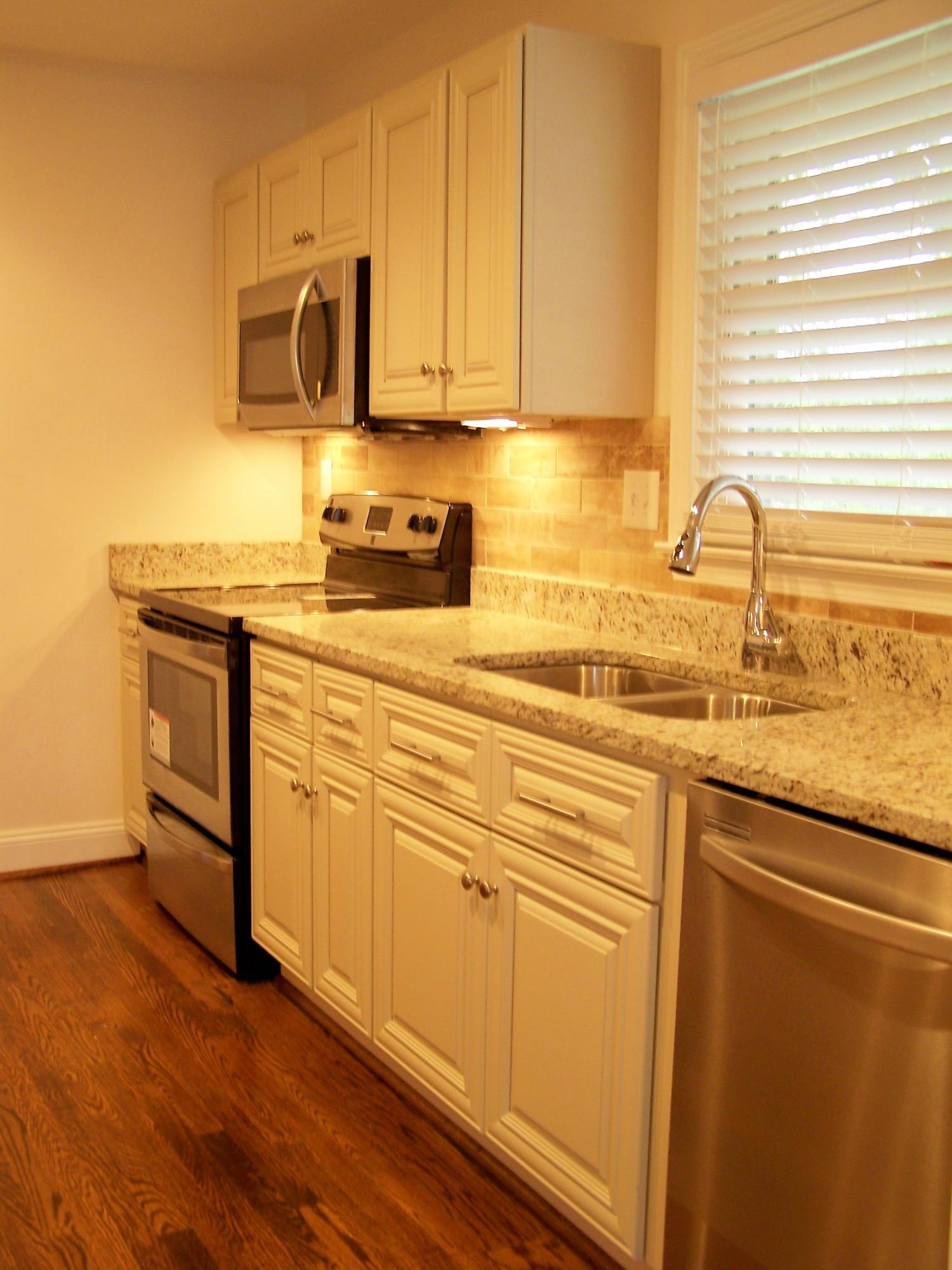 1615 Dodson Road Northwest Roanoke, VA 24017 - Photo 18 of 35 100_9974