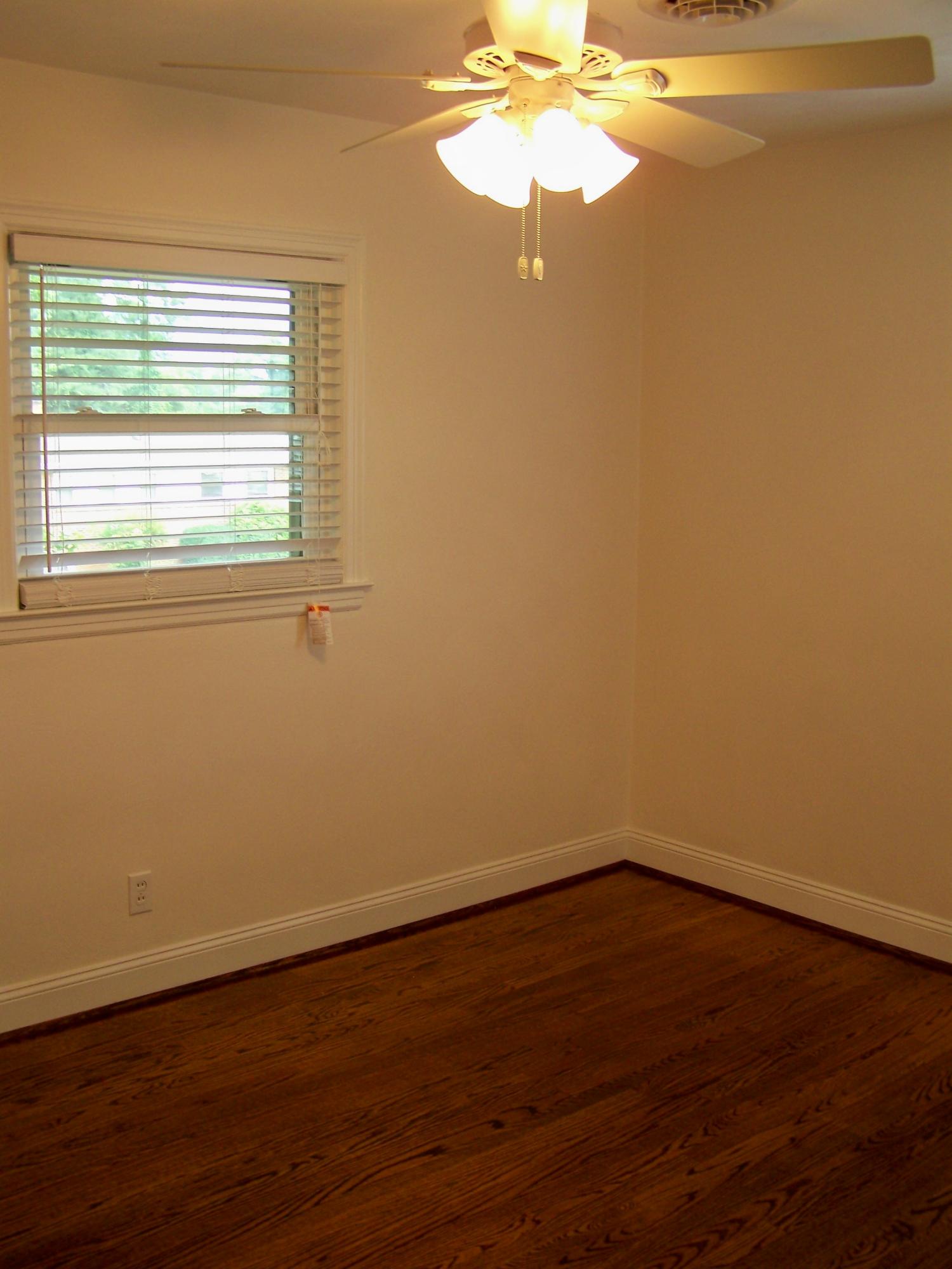1615 Dodson Road Northwest Roanoke, VA 24017 - Photo 27 of 35 100_9995