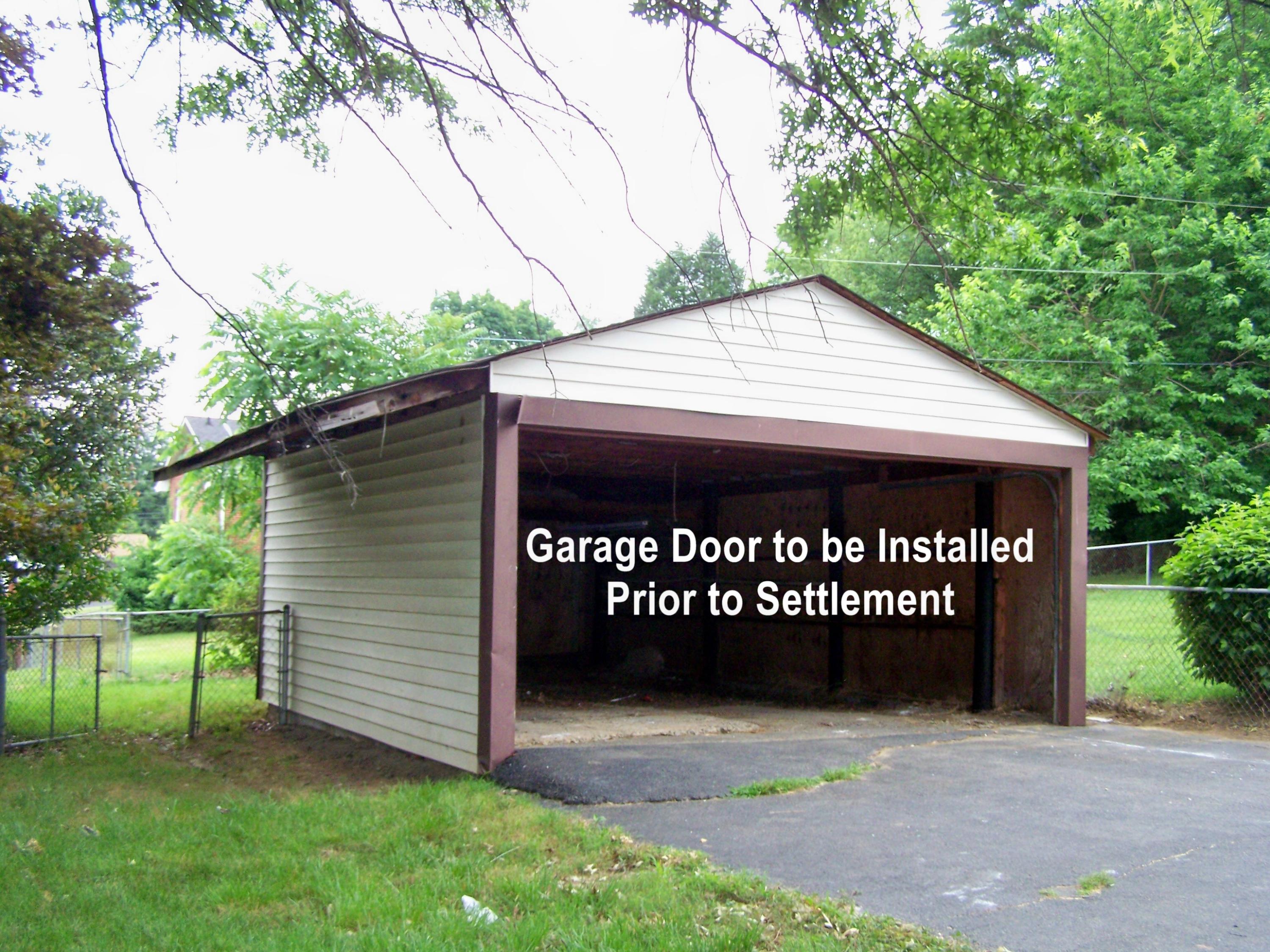 1615 Dodson Road Northwest Roanoke, VA 24017 - Photo 7 of 35 Garage with text