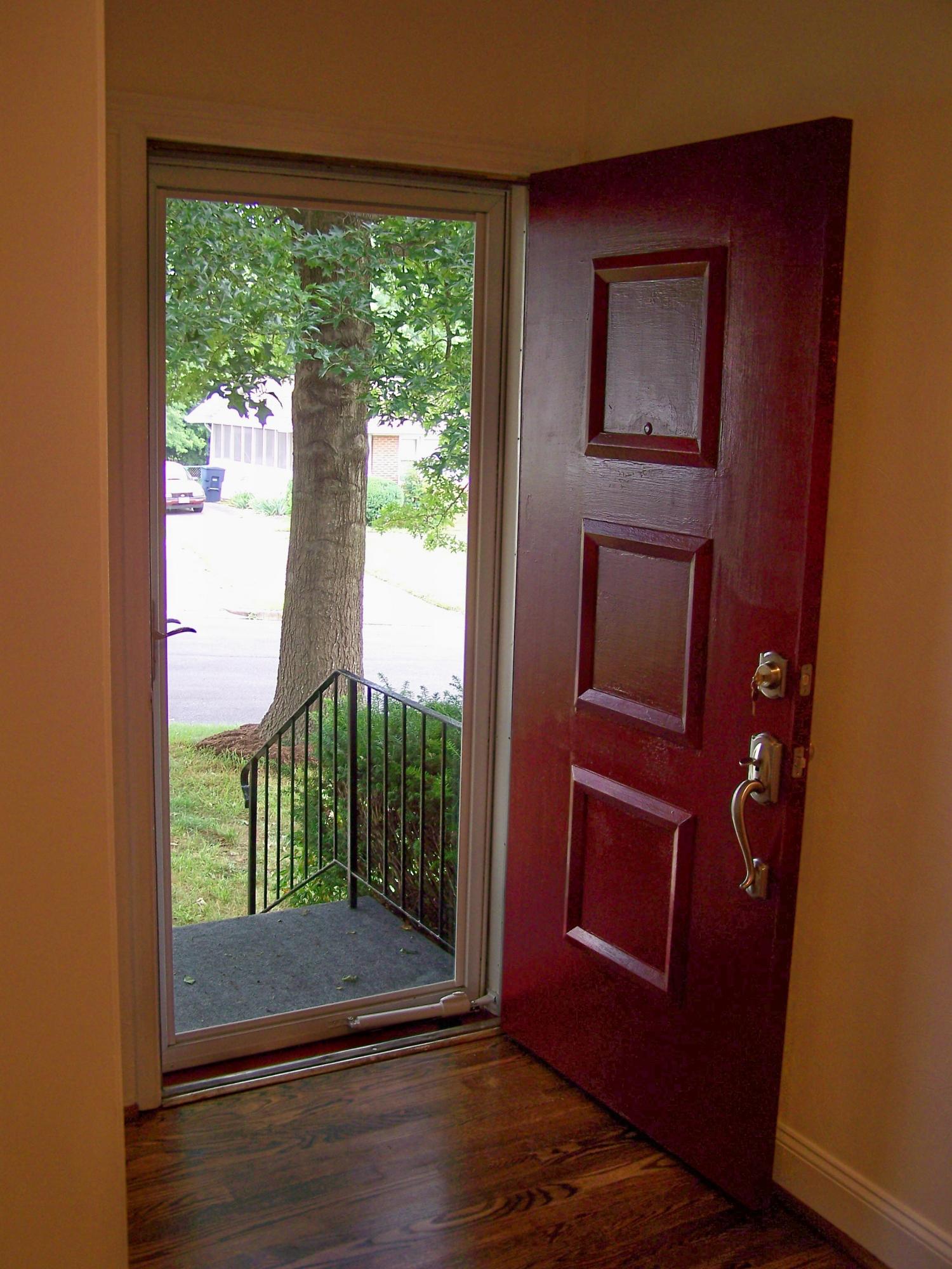 1615 Dodson Road Northwest Roanoke, VA 24017 - Photo 9 of 35 100_9949