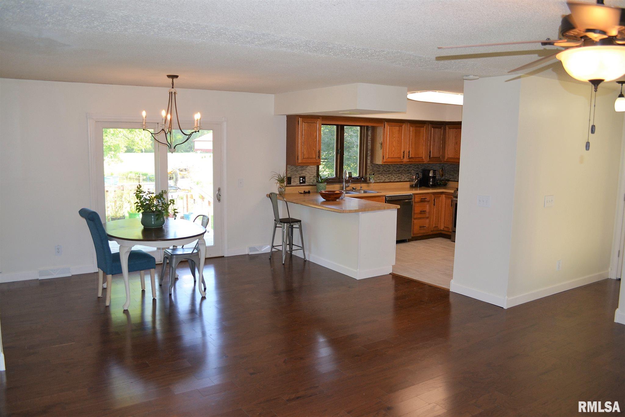 2874 Woodson Franklin Road Franklin, IL 62638 - Photo 9 of 25 Gallery Image 9