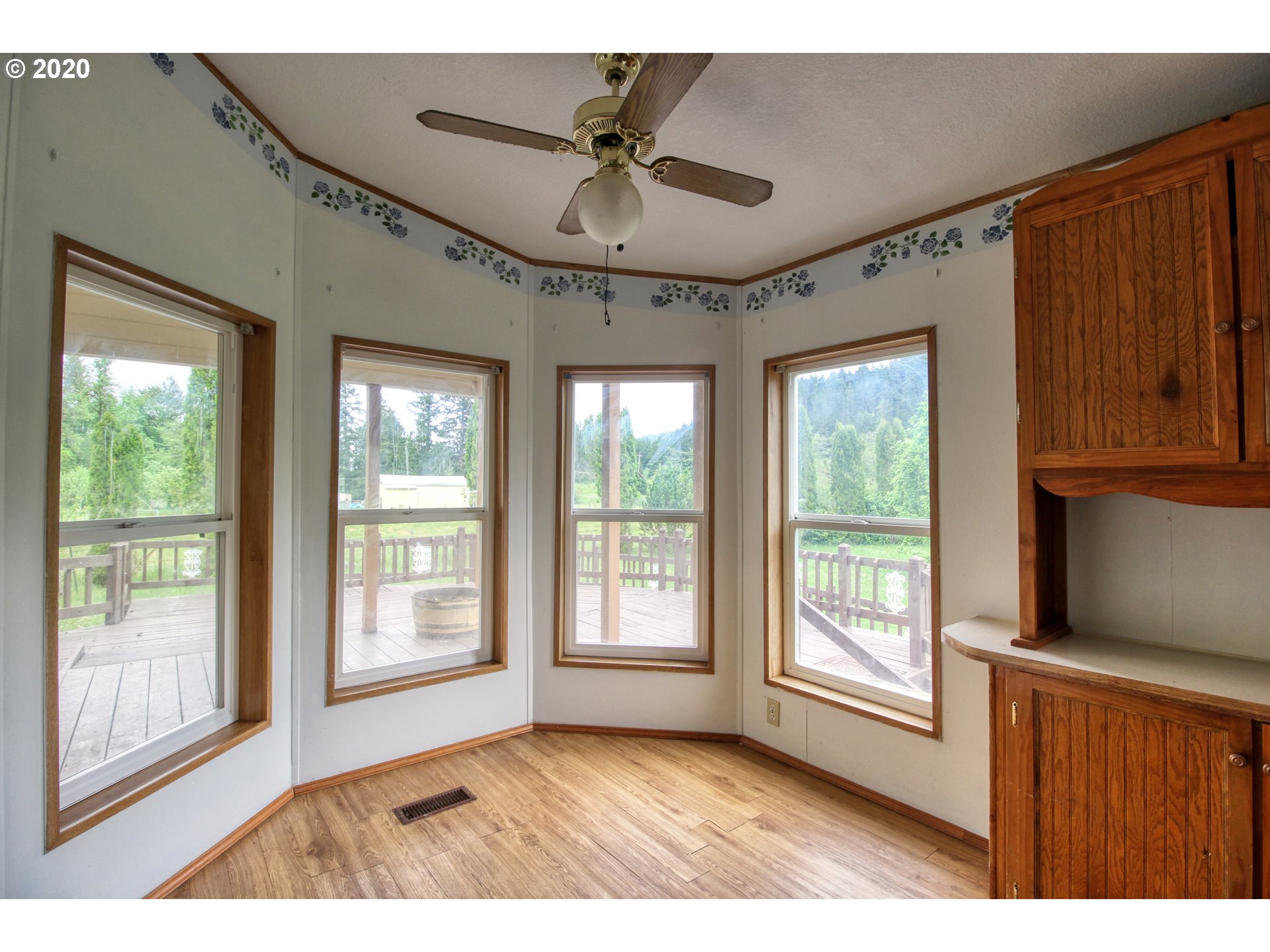 73578 London Road Cottage Grove, OR 97424 - Photo 10 of 26 Gallery Image 10