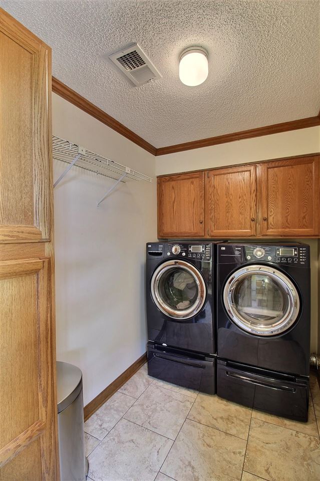 734 West Powell Road Collierville, TN 38017 - Photo 11 of 25 Gallery Image 11
