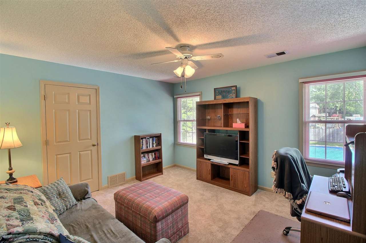 734 West Powell Road Collierville, TN 38017 - Photo 18 of 25 Gallery Image 18