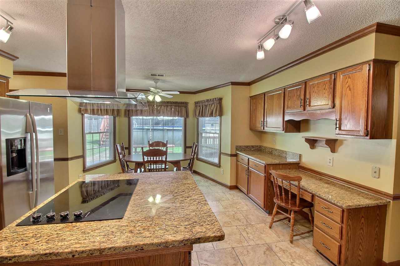 734 West Powell Road Collierville, TN 38017 - Photo 9 of 25 Gallery Image 9