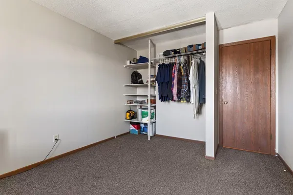 $134,900 | 4300 Trenton Lane North, Unit 2319, Plymouth, MN 55442