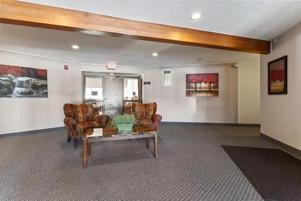 $134,900 | 4300 Trenton Lane North, Unit 2319, Plymouth, MN 55442