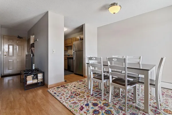 $134,900 | 4300 Trenton Lane North, Unit 2319, Plymouth, MN 55442