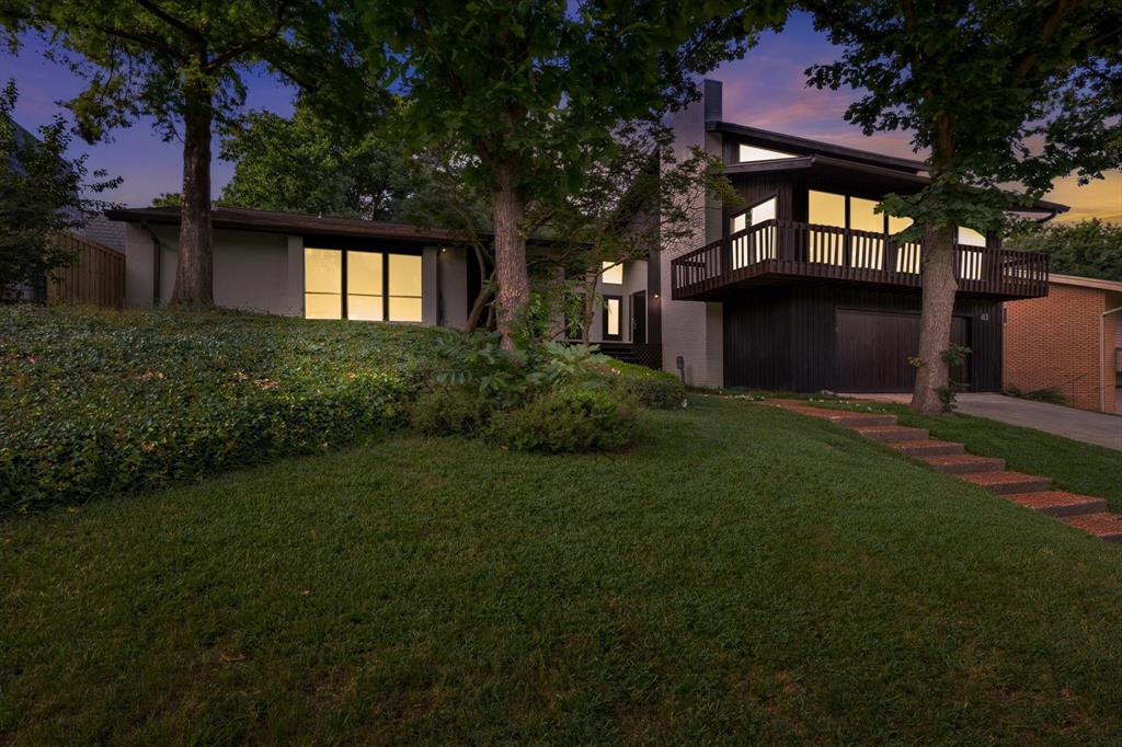 413 Rochelle Boulevard Irving, TX 75062 - Photo 1 of 38