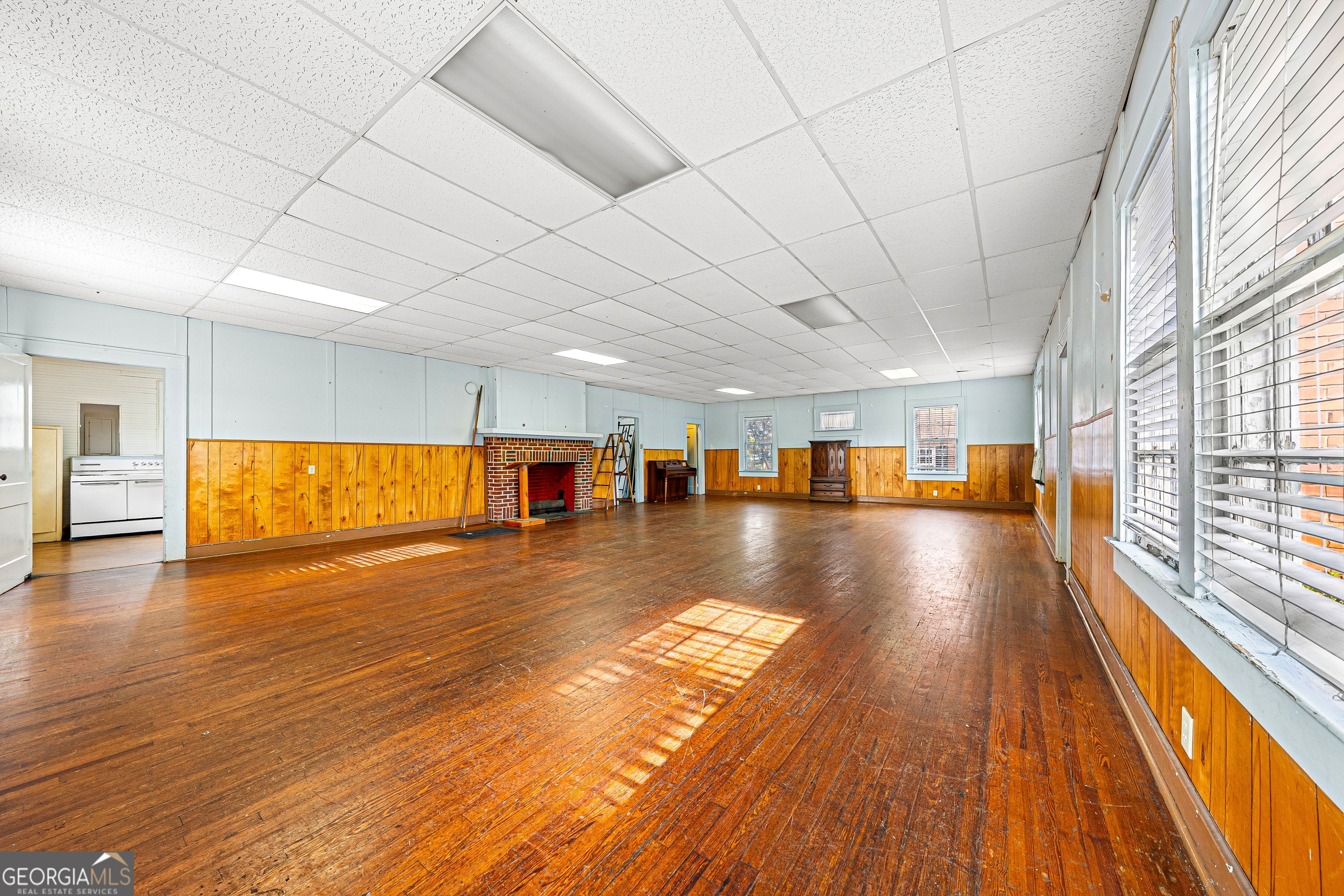 529 East Howell Street Hartwell, GA 30643 - Photo 7 of 16