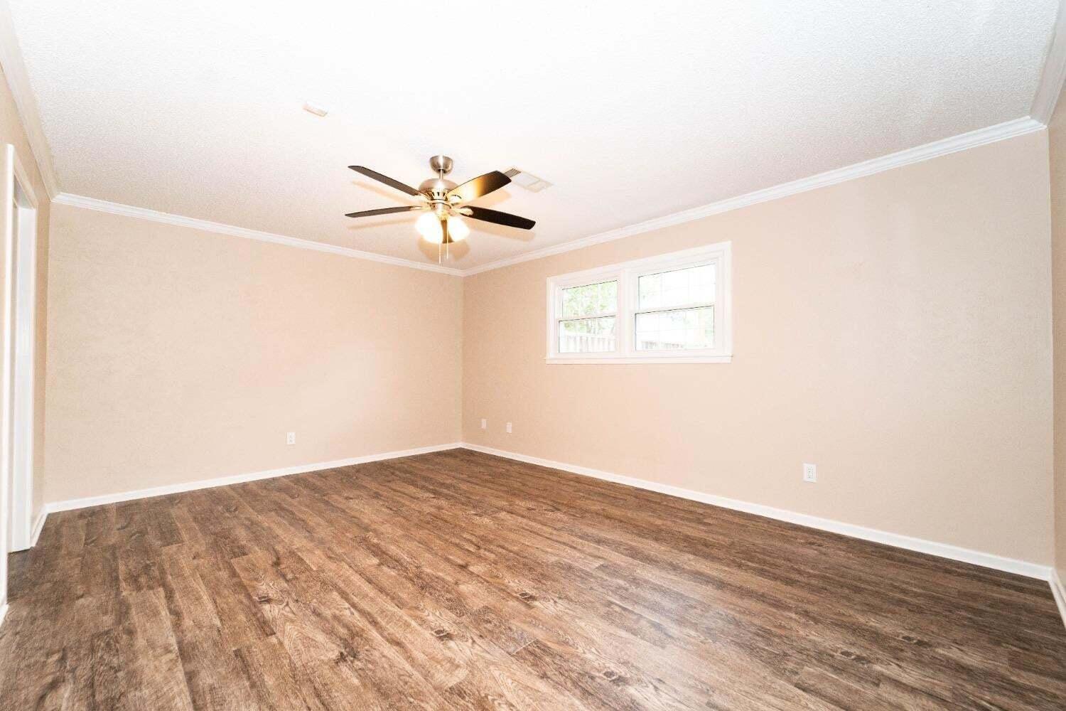 3404 53rd Street Lubbock, TX 79413 - Photo 11 of 19 9