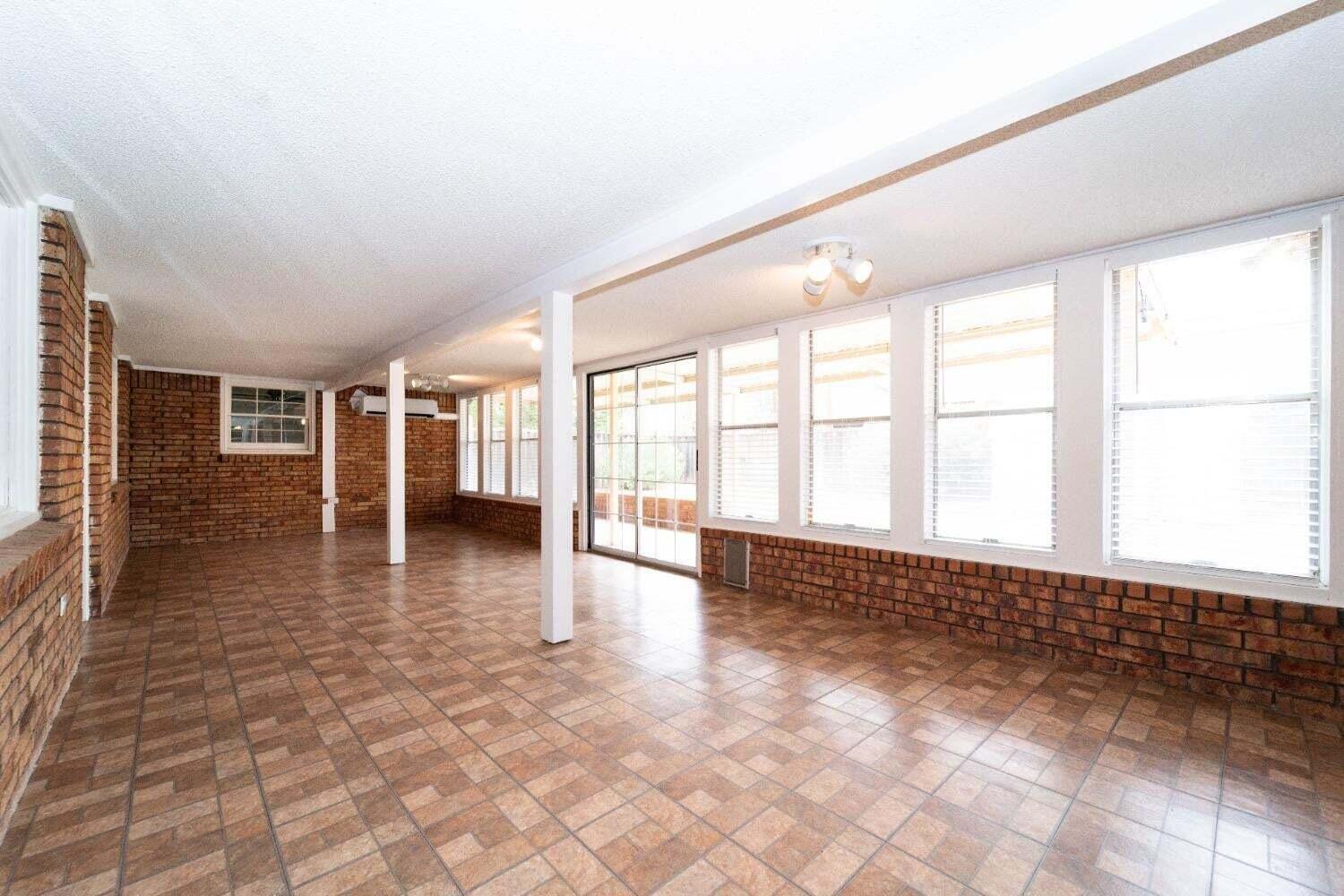 3404 53rd Street Lubbock, TX 79413 - Photo 13 of 19 11