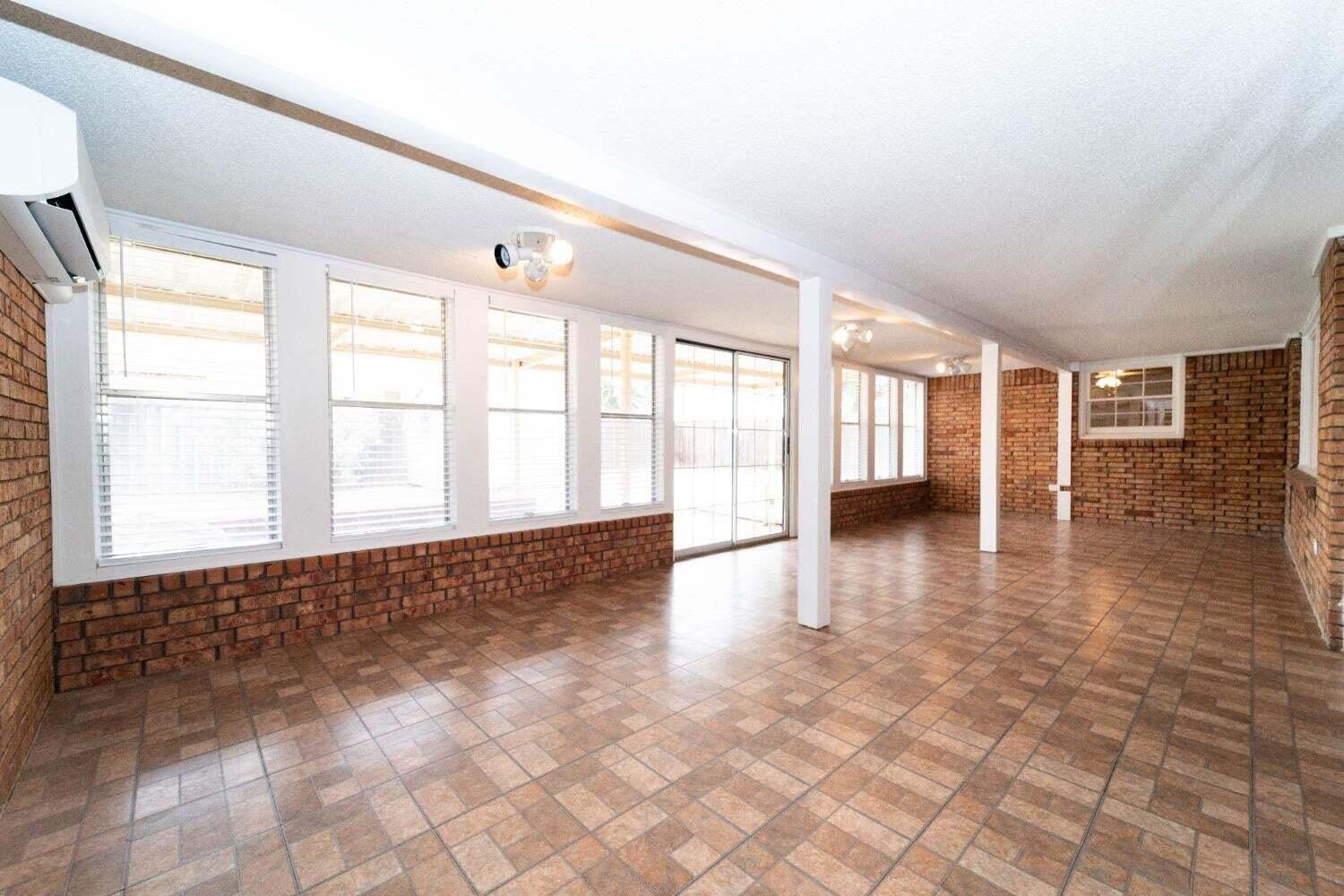 3404 53rd Street Lubbock, TX 79413 - Photo 14 of 19 12