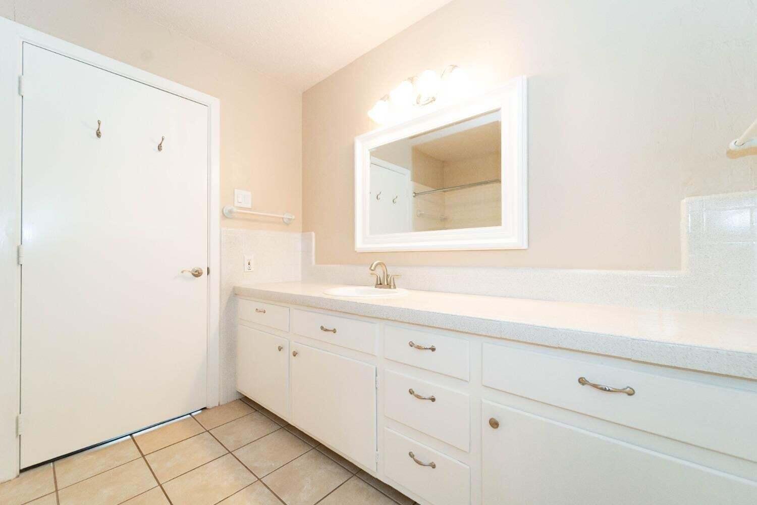 3404 53rd Street Lubbock, TX 79413 - Photo 9 of 19 7