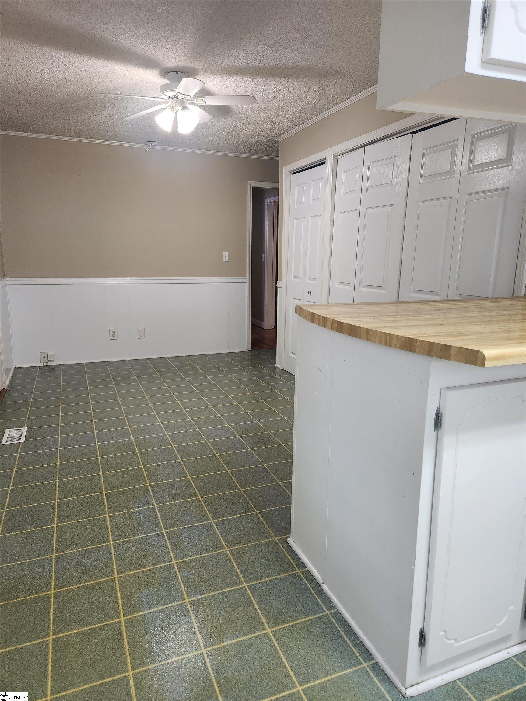 908 Chester Circle Pendleton, SC 29670 - Photo 13 of 24