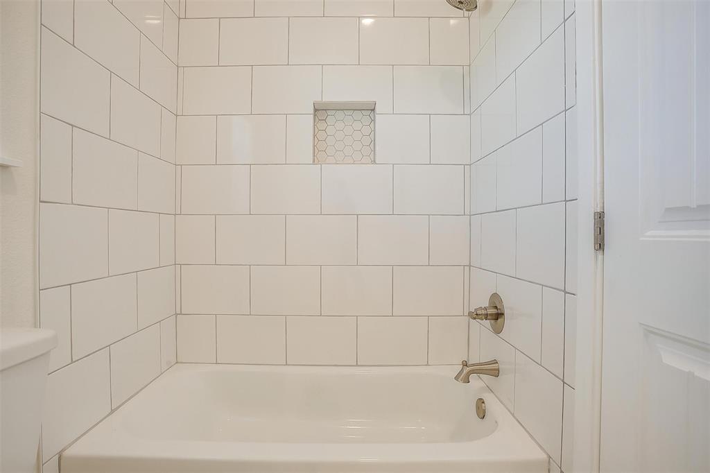 1841 Soda Springs Road Millsap, TX 76066 - Photo 20 of 33