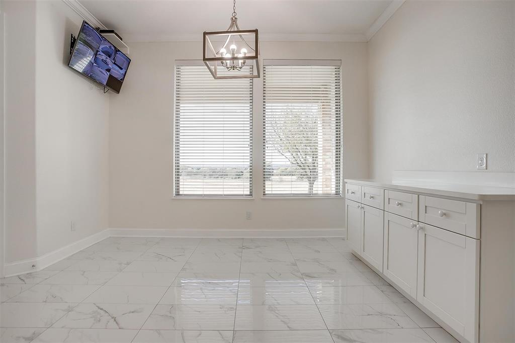 1841 Soda Springs Road Millsap, TX 76066 - Photo 7 of 33