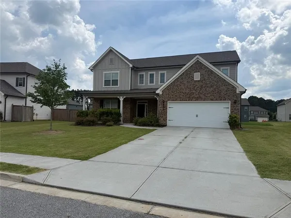 $2,400 | 112 Blue Iris Court, Winder, GA 30680