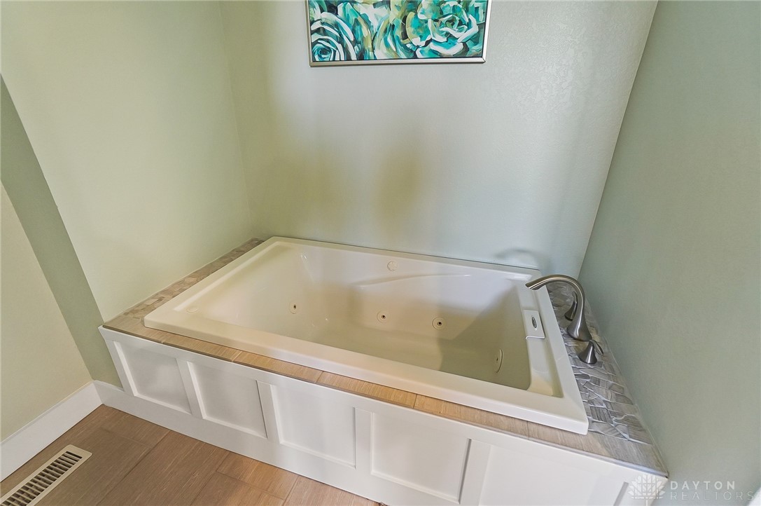 1240 Ludlow Road Xenia, OH 45385 - Photo 20 of 61 Gallery Image 20