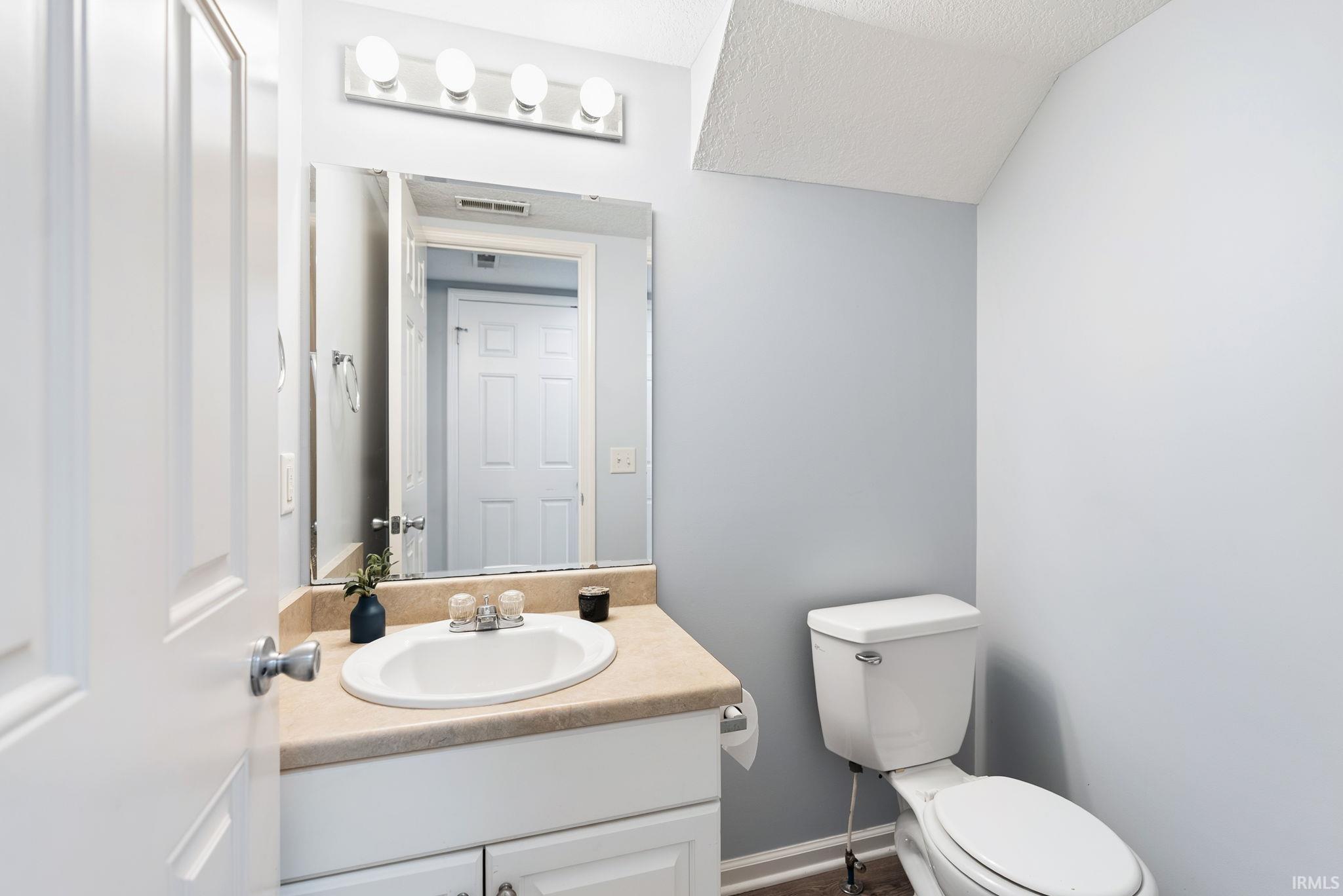 10105 Oak Trail Road Fort Wayne, IN 46825 - Photo 15 of 28