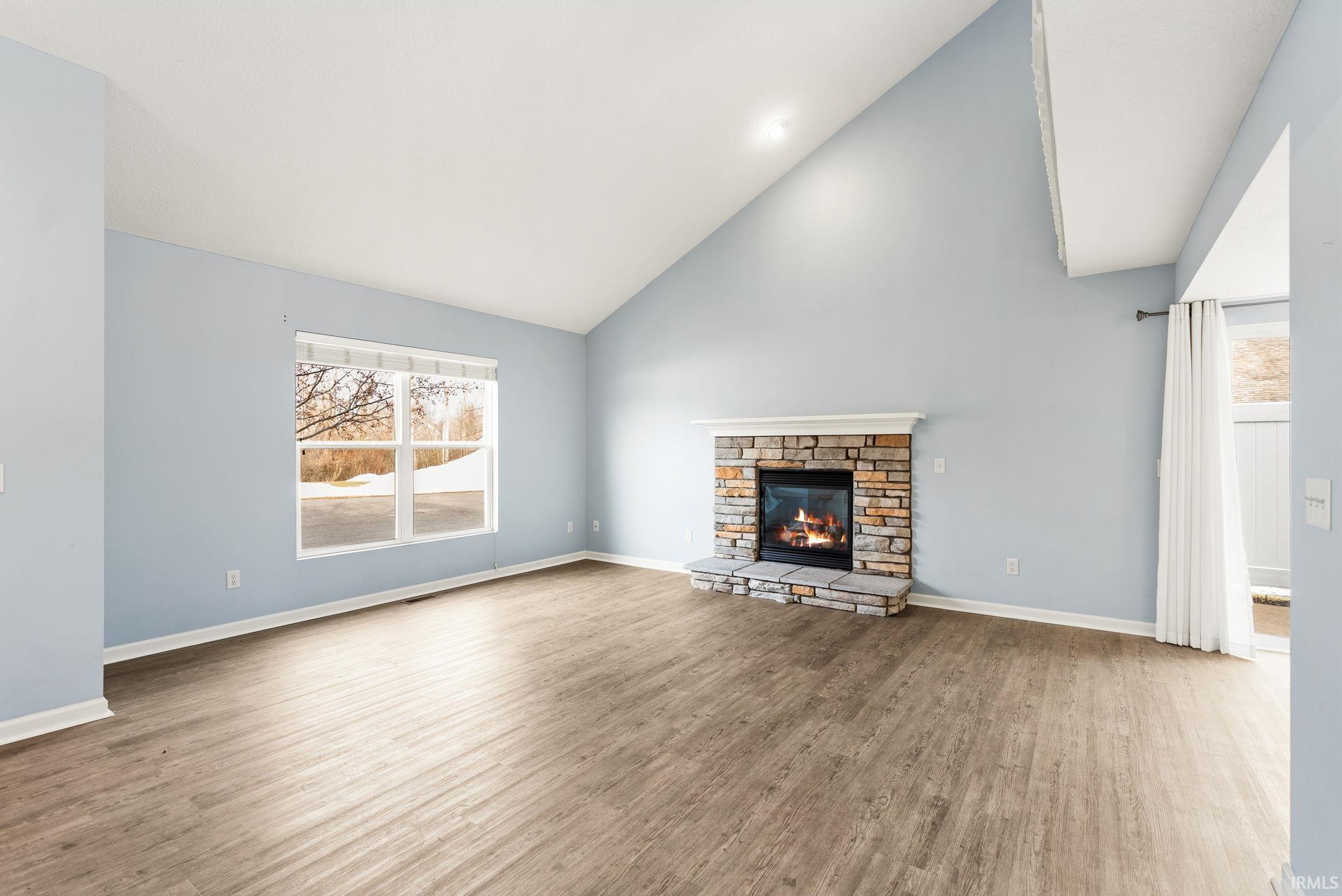 10105 Oak Trail Road Fort Wayne, IN 46825 - Photo 3 of 28