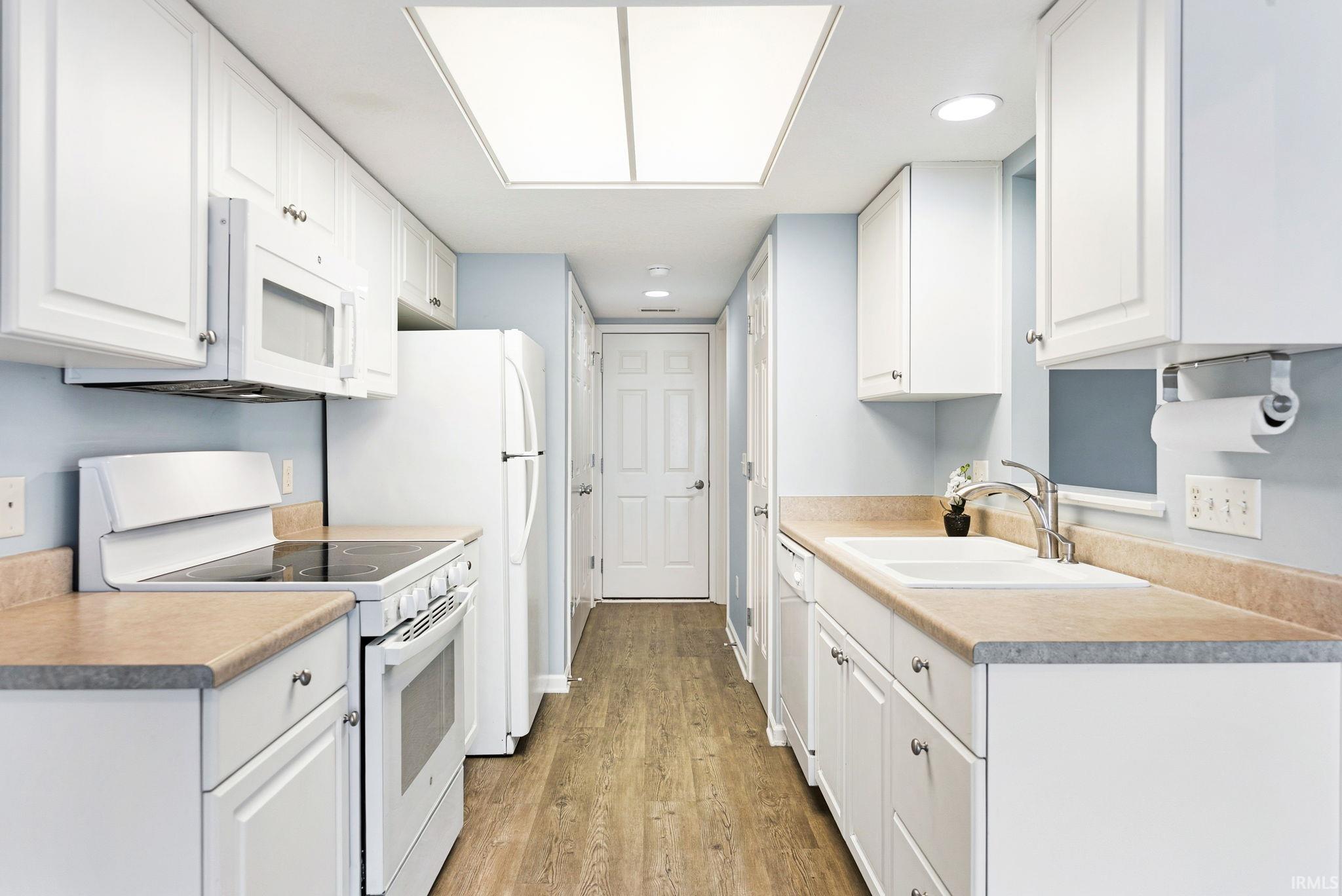 10105 Oak Trail Road Fort Wayne, IN 46825 - Photo 9 of 28