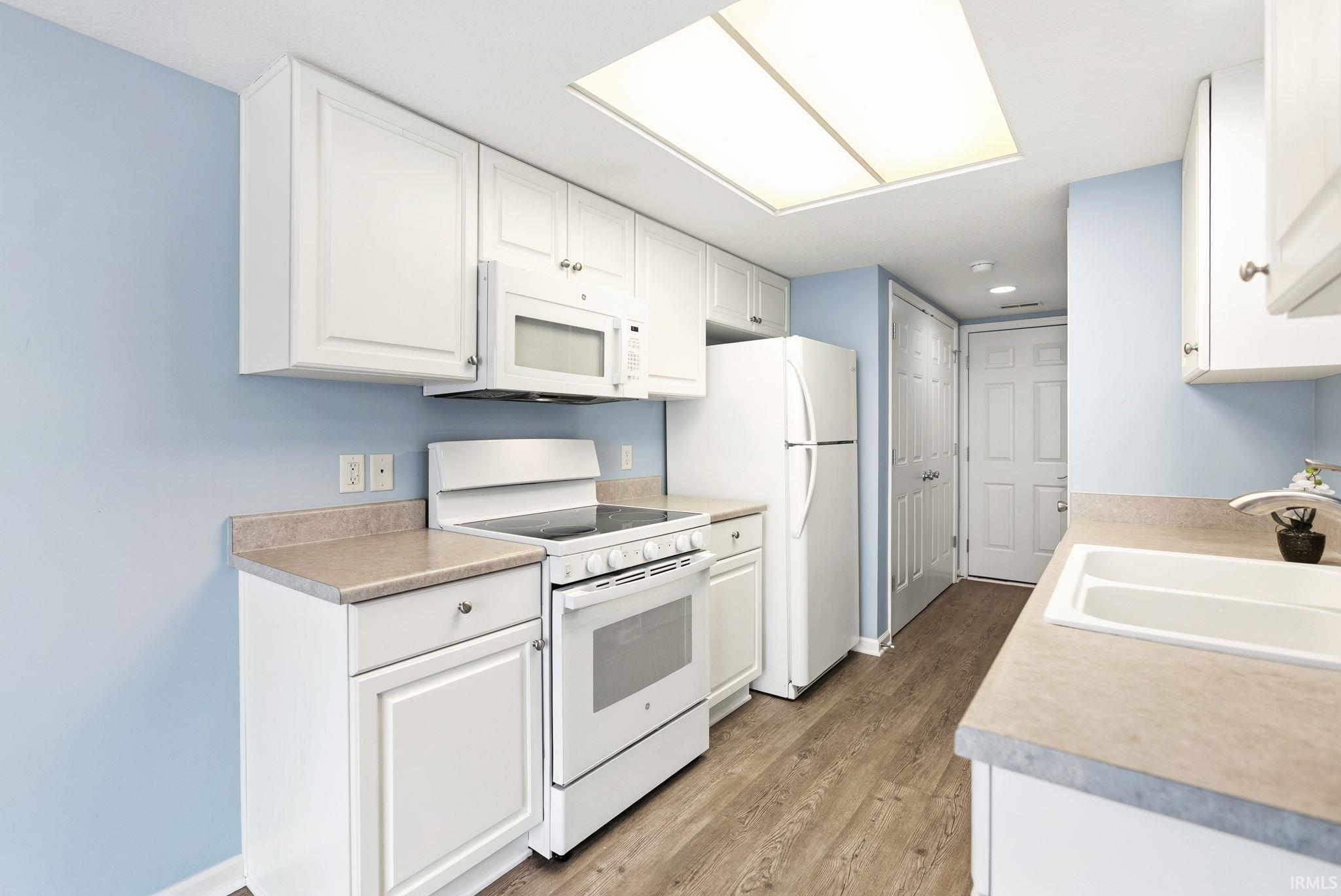 10105 Oak Trail Road Fort Wayne, IN 46825 - Photo 10 of 28