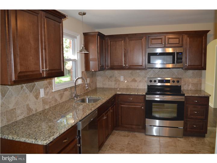 3131 Octagon Avenue Sinking Spring, PA 19608 - Photo 2 of 23