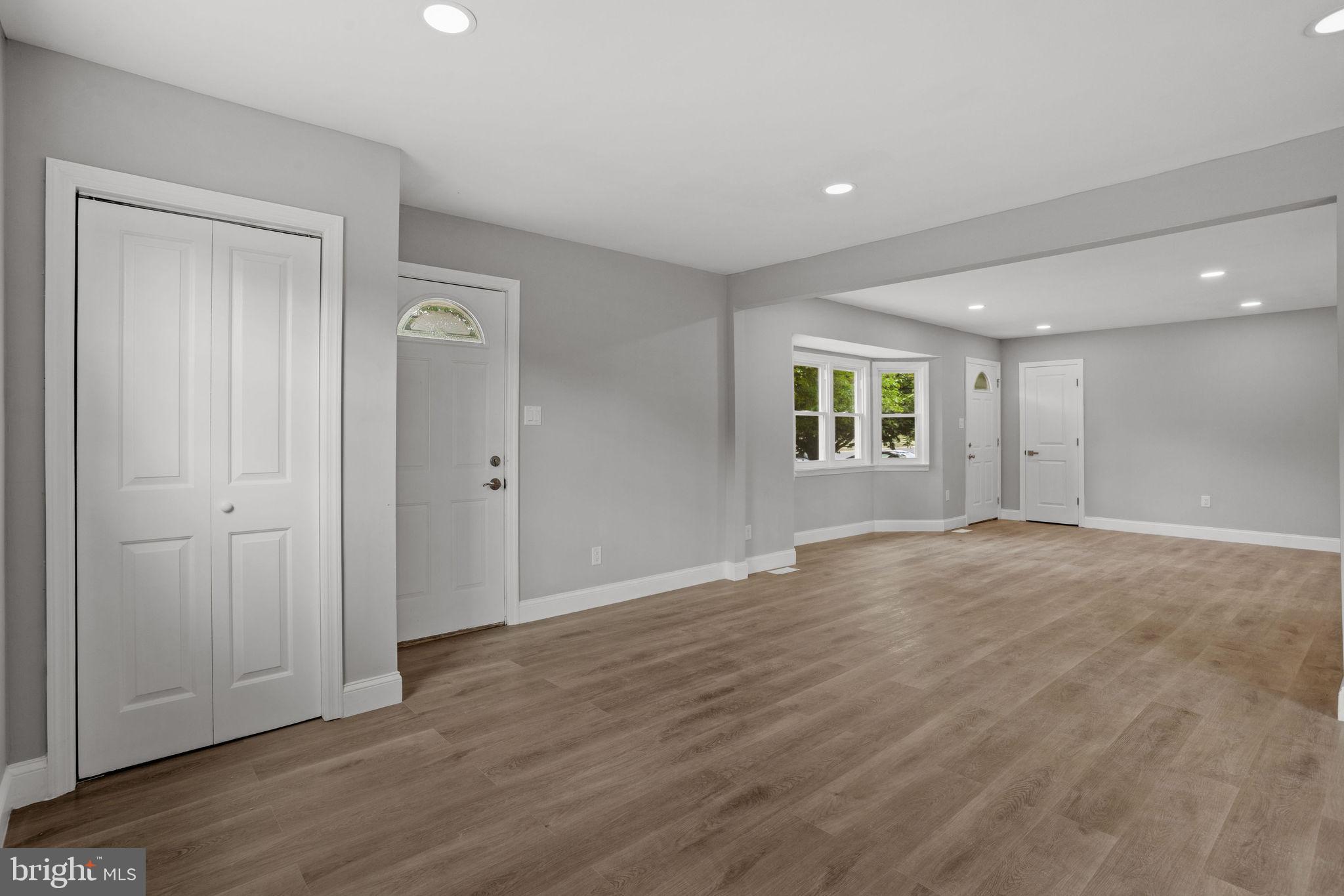 2280 Yardville Hamilton Square Road Hamilton, NJ 08690 - Photo 4 of 33 Gallery Image 4