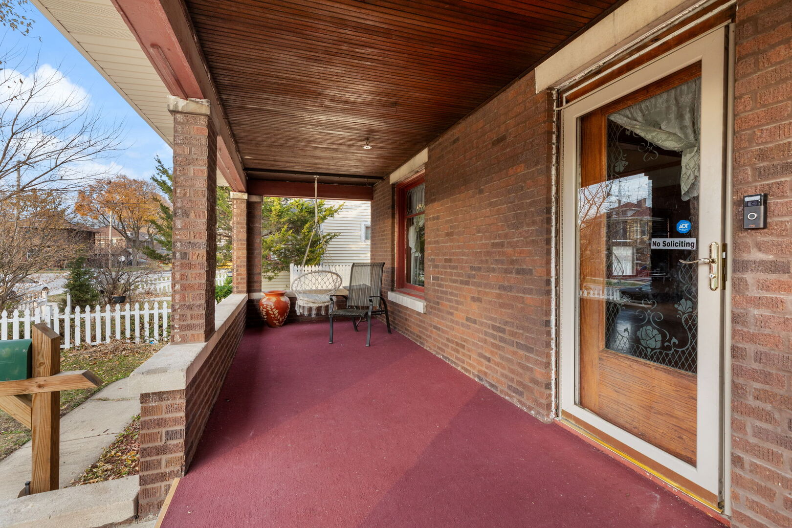 610 Watson Street Aurora, IL 60505 - Photo 3 of 15 a view of balcony and patio