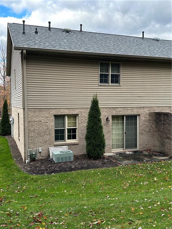 131 Windy Drive Butler, PA 16001 - Photo 5 of 24 a view of a house with a tub