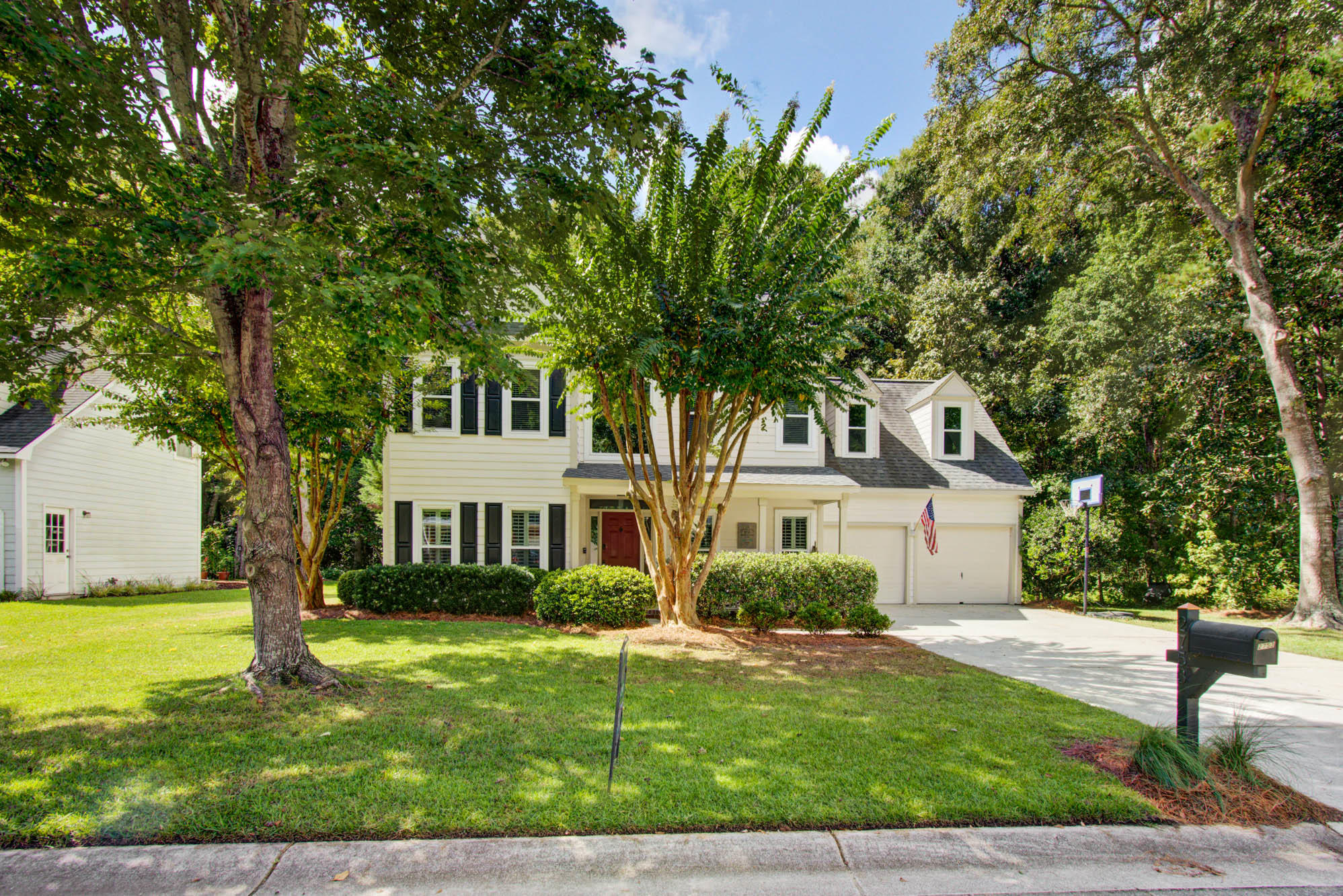2753 Merwether Lane Mount Pleasant, SC 29466 - Photo 1 of 32 CalSiglerPhotography-2753Merwether (1)