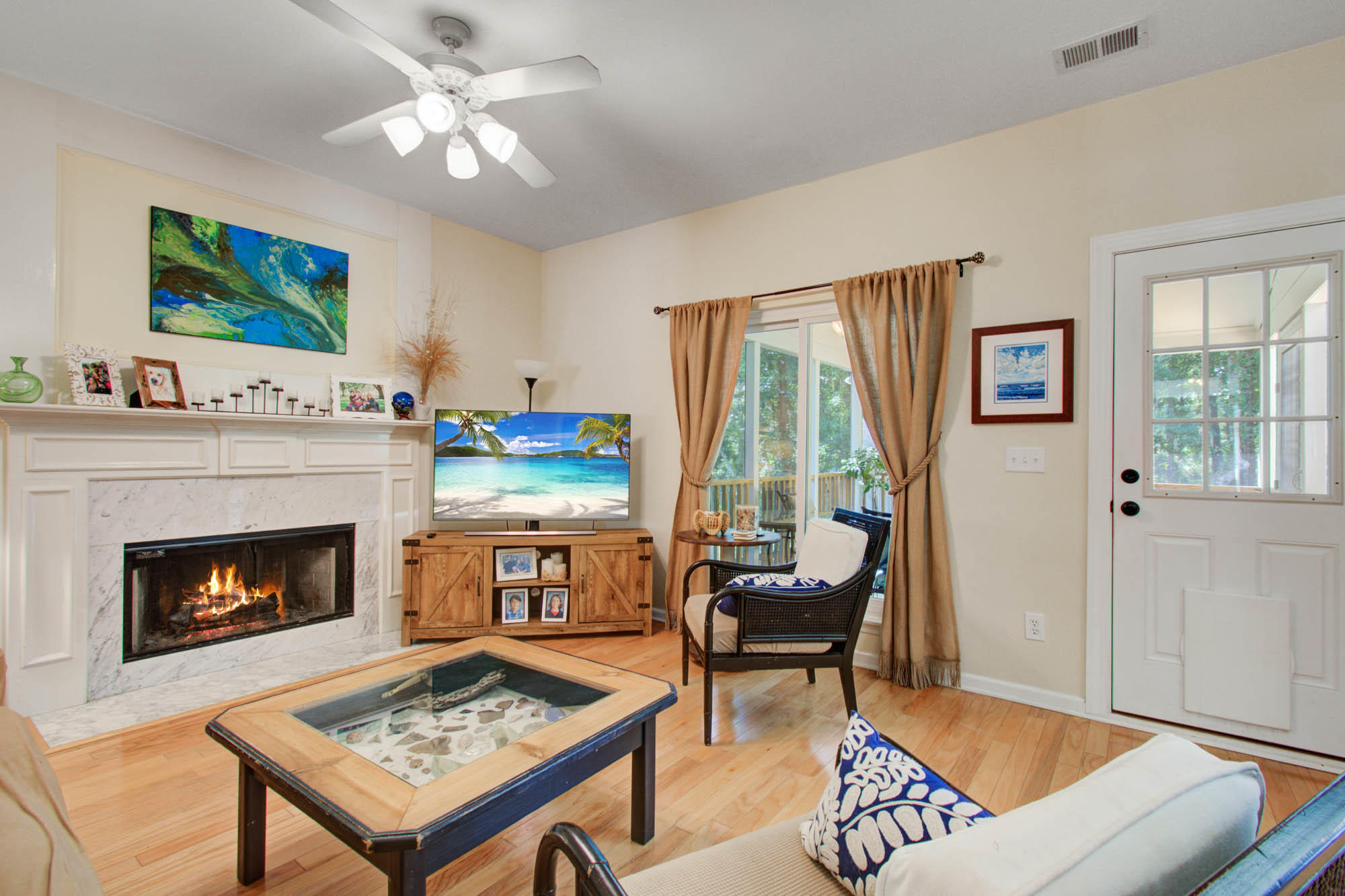 2753 Merwether Lane Mount Pleasant, SC 29466 - Photo 14 of 32 CalSiglerPhotography-2753Merwether (15)
