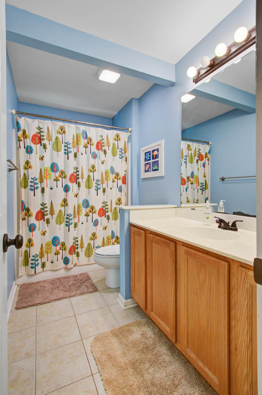 2753 Merwether Lane Mount Pleasant, SC 29466 - Photo 25 of 32 CalSiglerPhotography-2753Merwether (26)