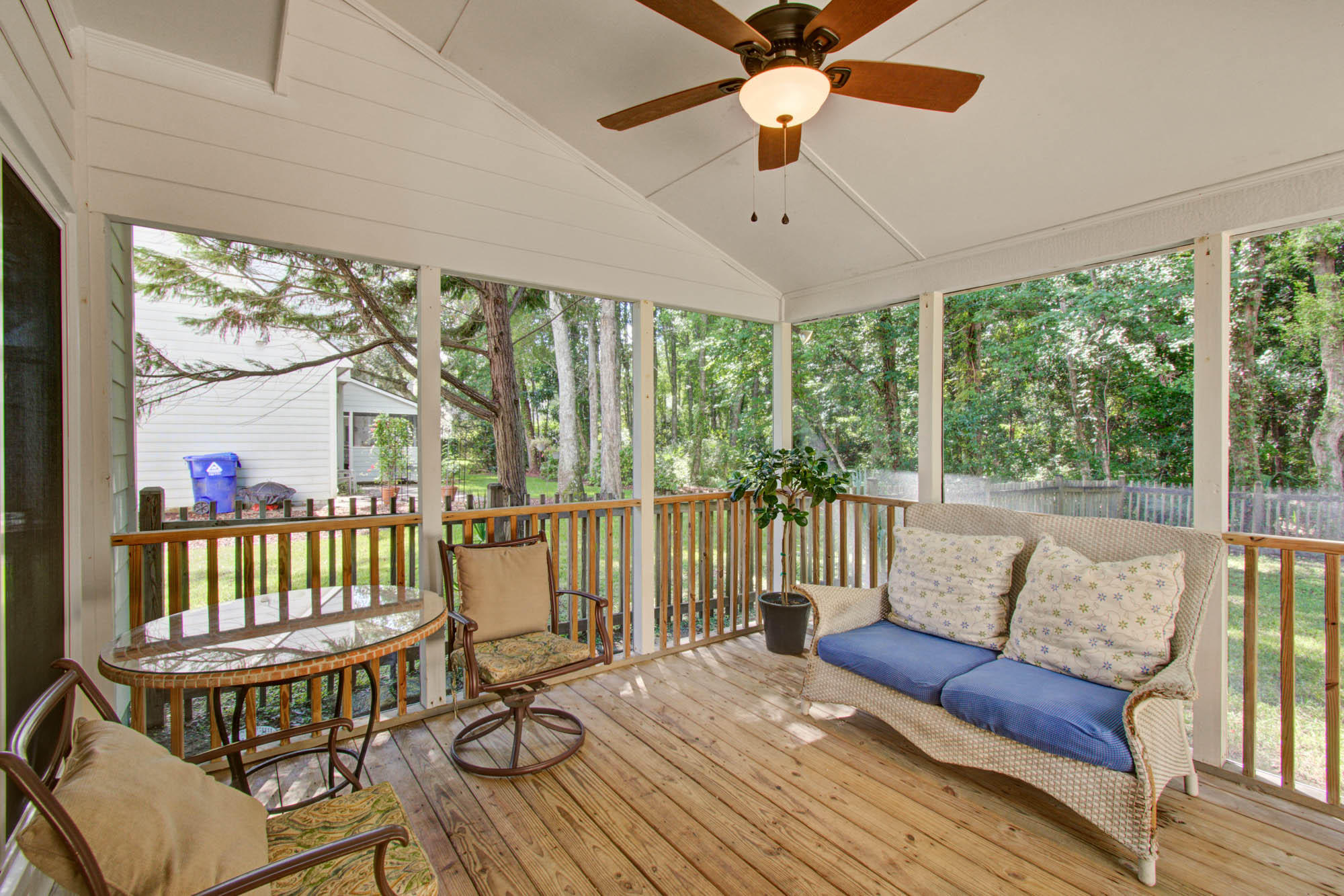 2753 Merwether Lane Mount Pleasant, SC 29466 - Photo 29 of 32 CalSiglerPhotography-2753Merwether (30)
