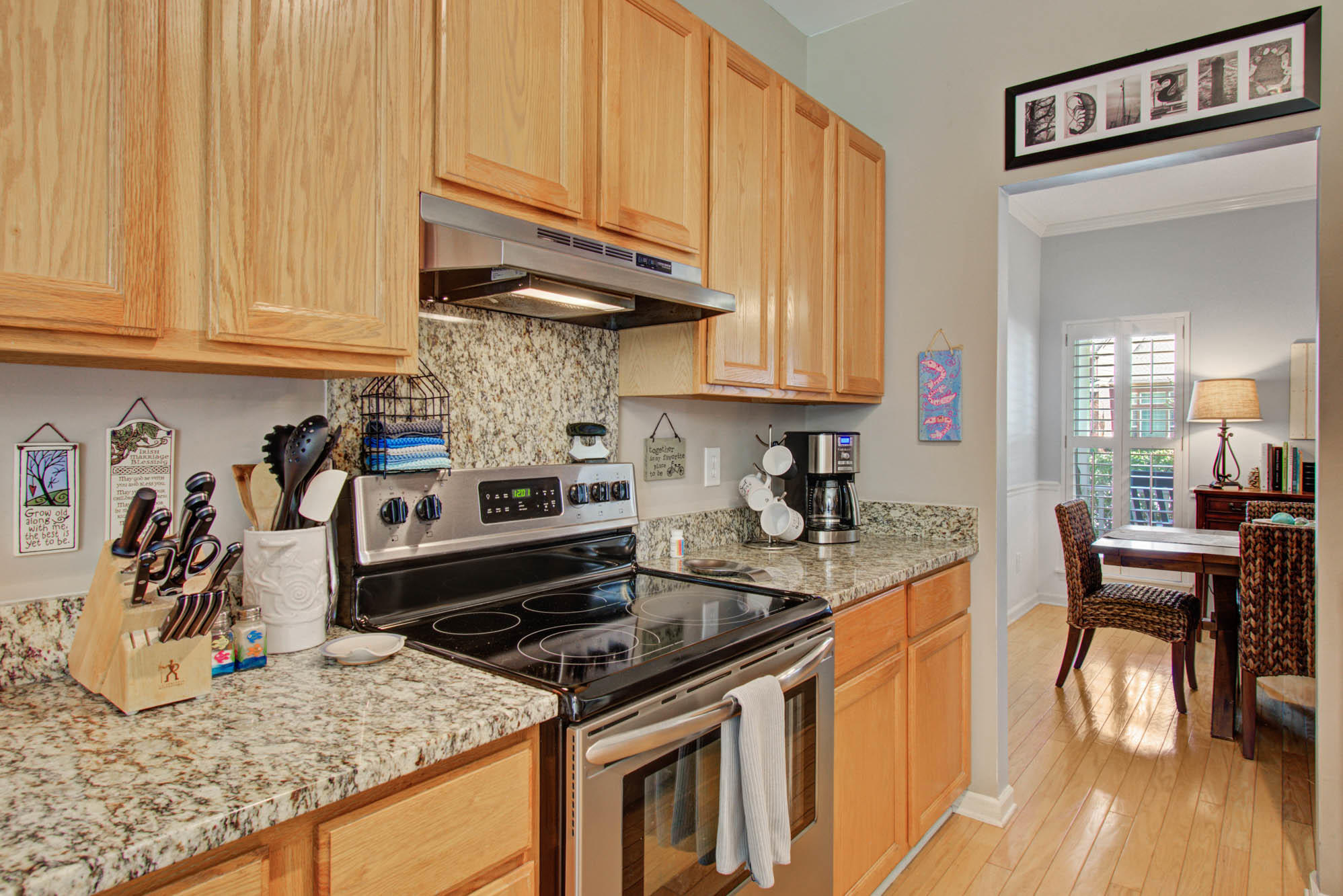 2753 Merwether Lane Mount Pleasant, SC 29466 - Photo 7 of 32 CalSiglerPhotography-2753Merwether (10)