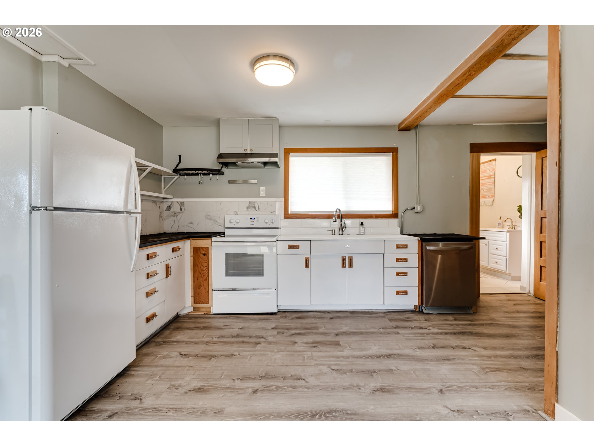 111 Holeman Avenue Eugene, OR 97404 - Photo 11 of 43