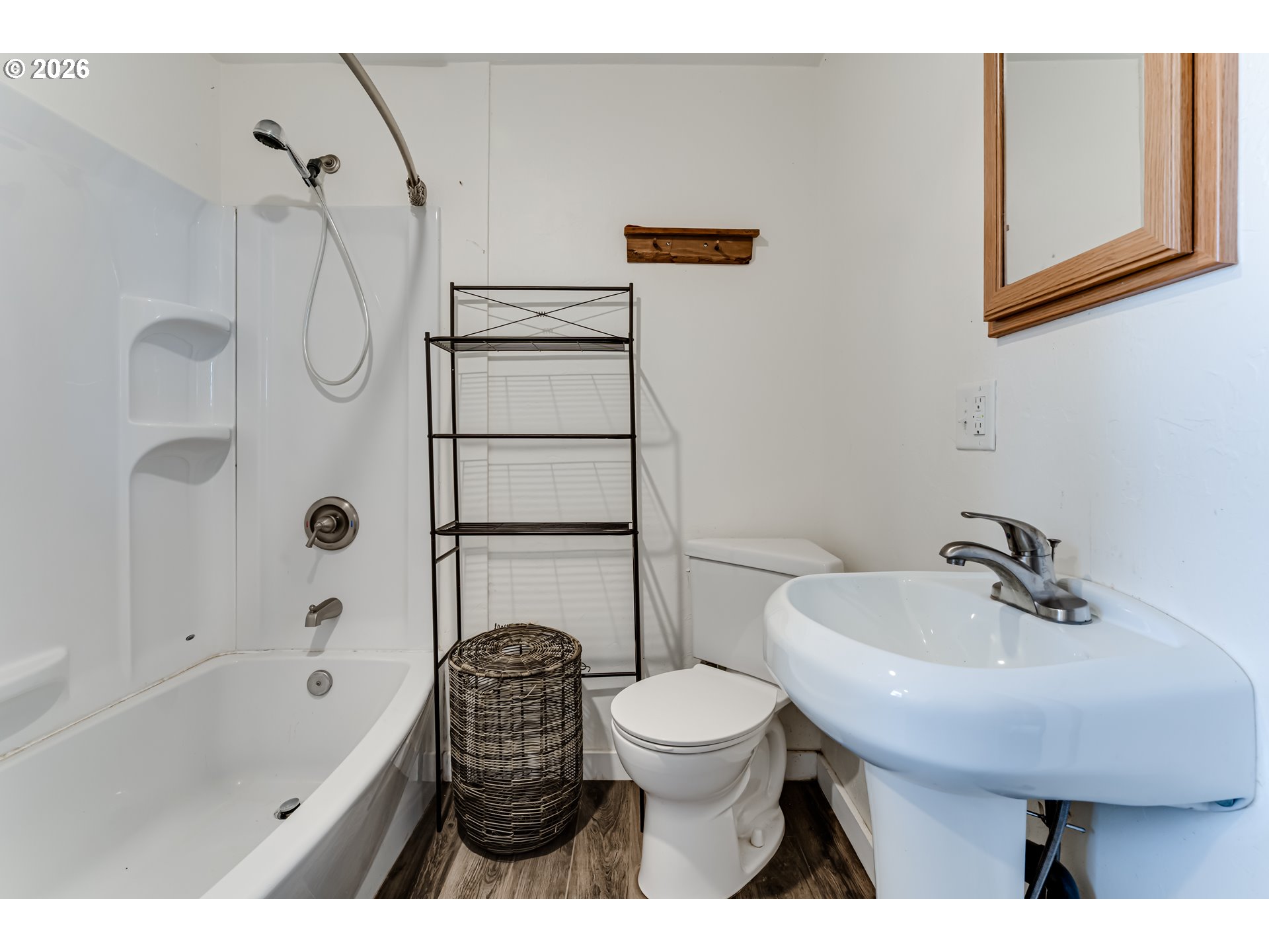111 Holeman Avenue Eugene, OR 97404 - Photo 16 of 43