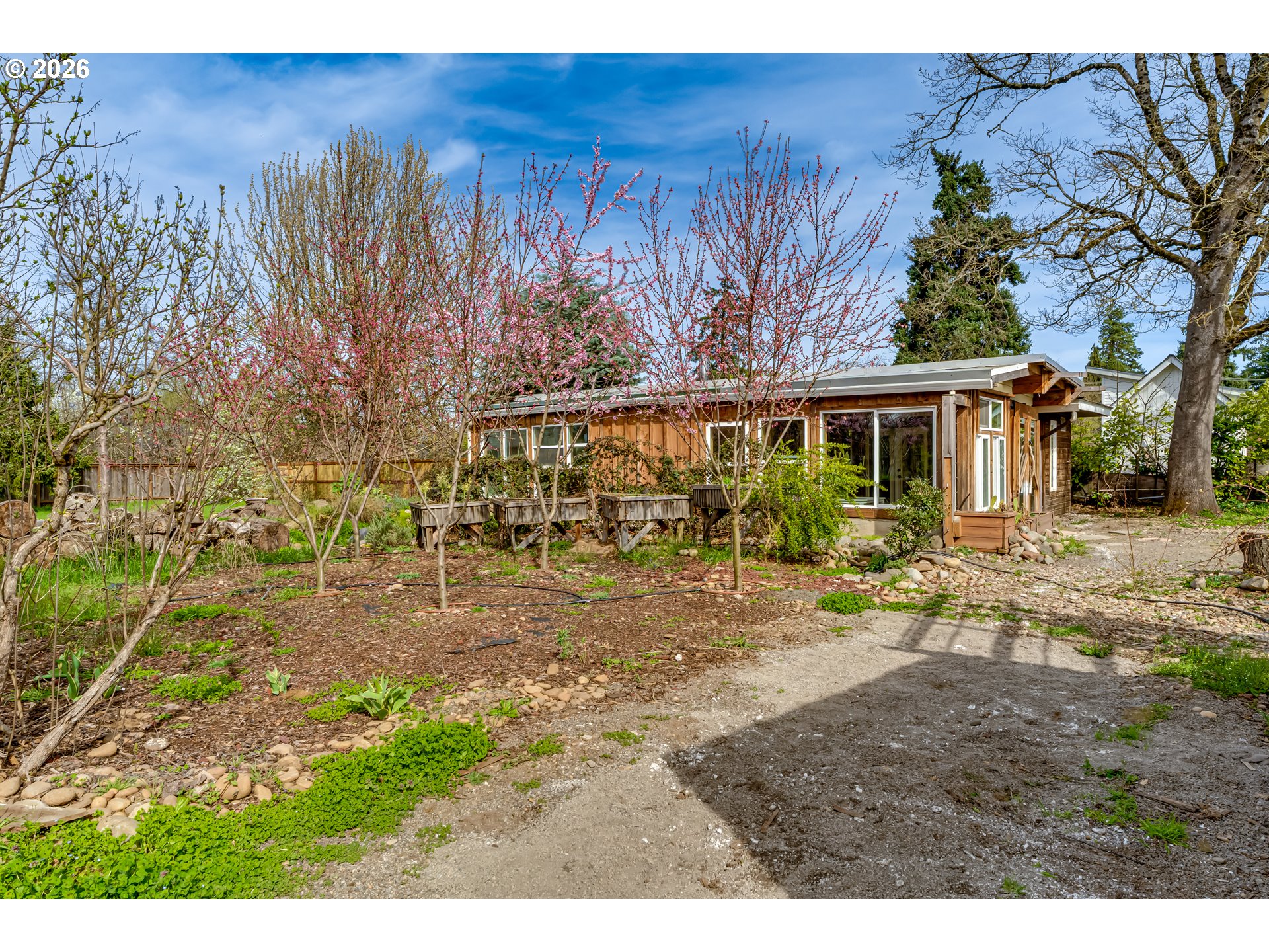 111 Holeman Avenue Eugene, OR 97404 - Photo 24 of 43