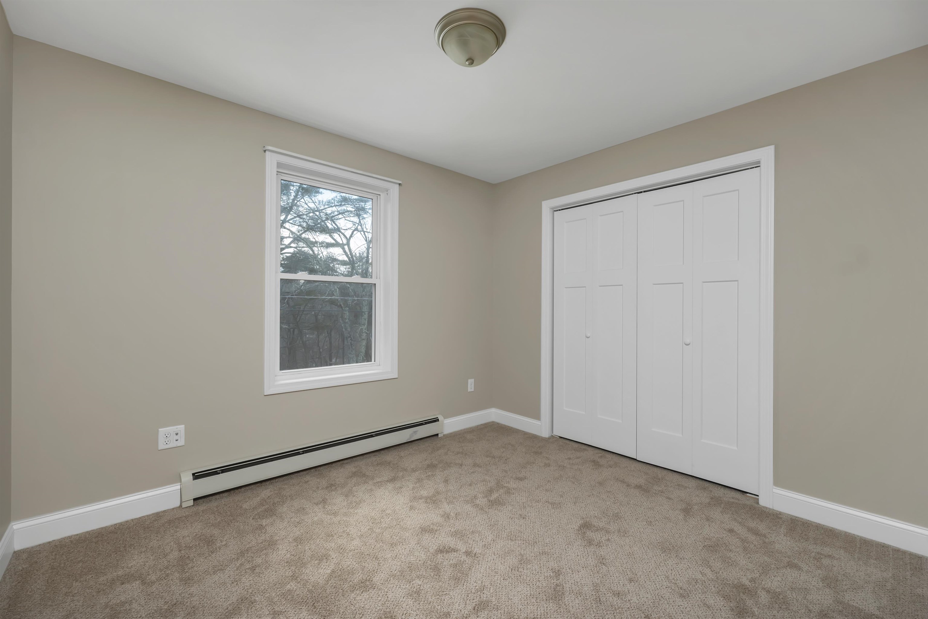 370 Stage Road, Unit 4 Nottingham, NH 03290 - Photo 28 of 40