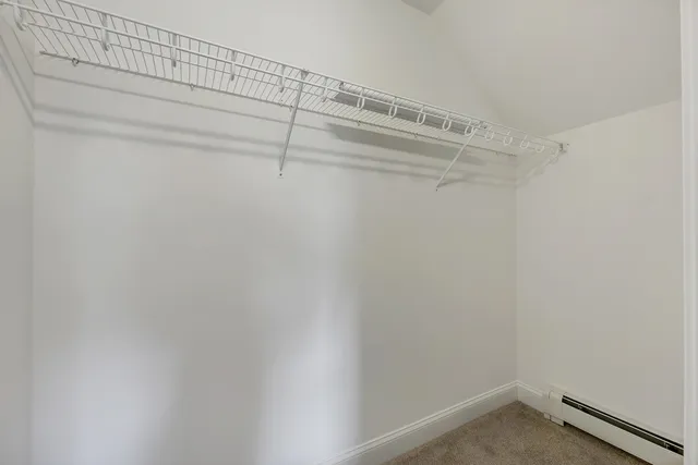 $2,350 | 370 Stage Road, Unit 4, Nottingham, NH 03290