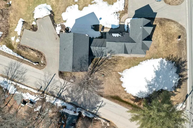 $2,350 | 370 Stage Road, Unit 4, Nottingham, NH 03290