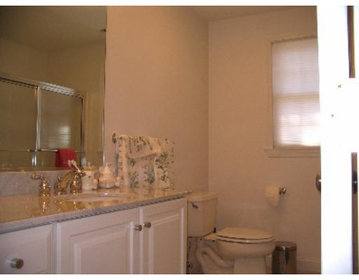 46 Lowell Road North Reading, MA 01864 - Photo 10 of 14 Gallery Image 10