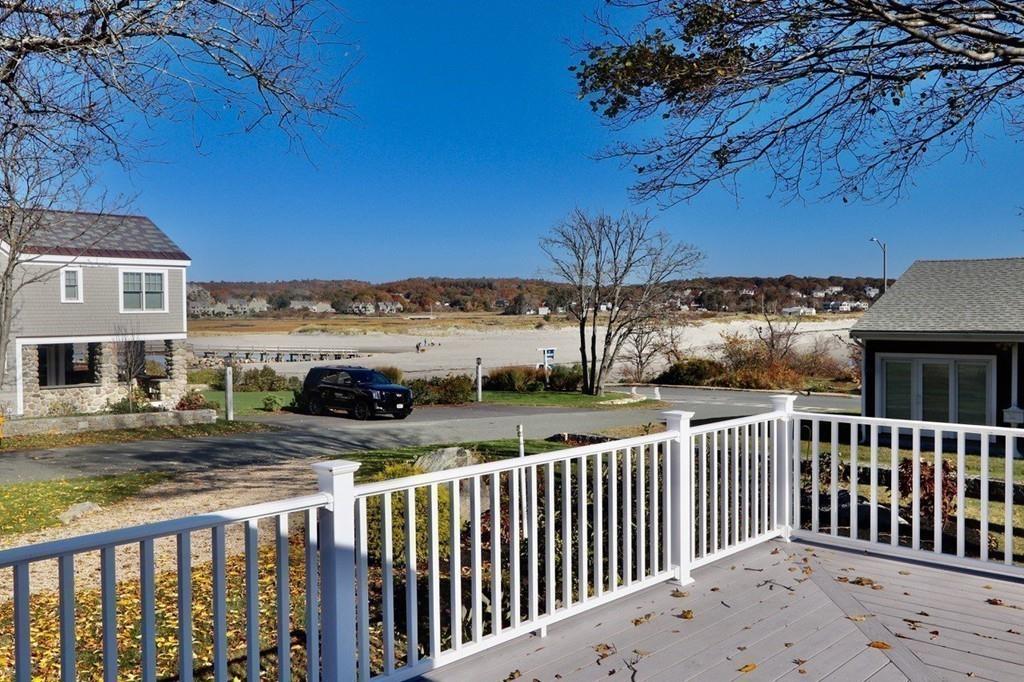 4 Harbor Road Gloucester, MA 01930 - Photo 8 of 24