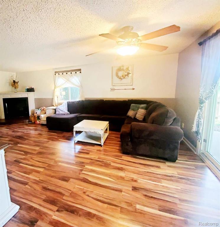 3885 Lippincott Road Lapeer, MI 48446 - Photo 7 of 27