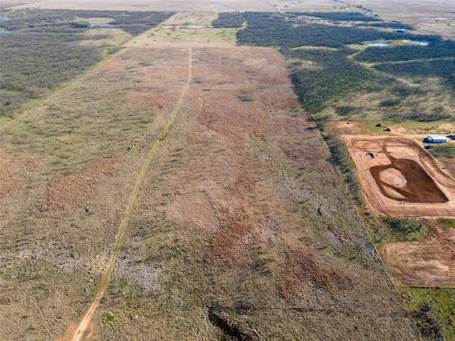 $131,280 | 4 82nd Highway, Henrietta, TX 76365