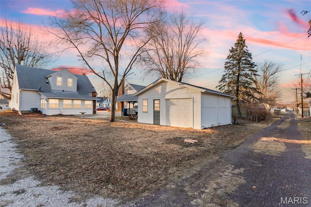 453 George Street Wood River, IL 62095 - Photo 49 of 55