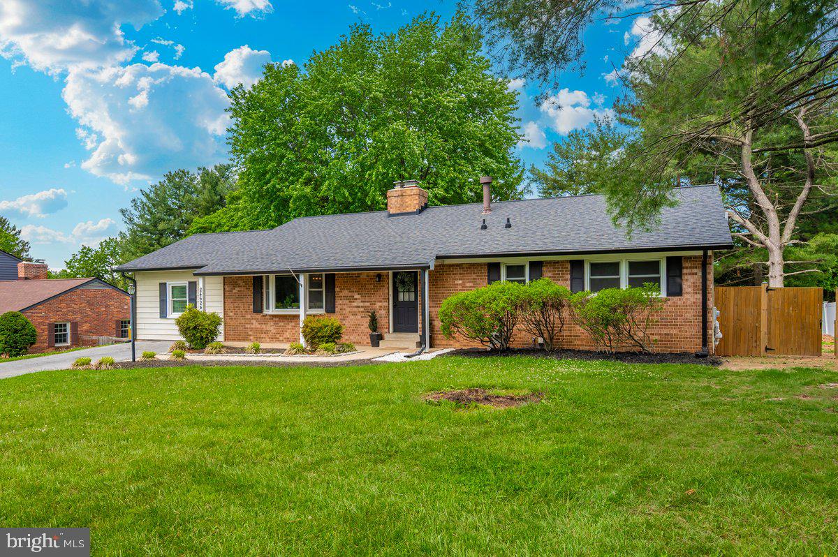 24624 Ridge Road Damascus, MD 20872 - Photo 2 of 44 Gallery Image 2