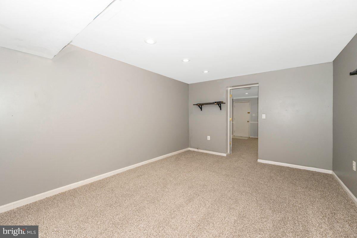 24624 Ridge Road Damascus, MD 20872 - Photo 38 of 44 Basement Additional Room