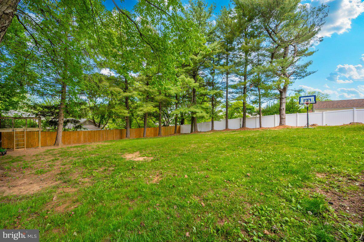 24624 Ridge Road Damascus, MD 20872 - Photo 42 of 44 Gallery Image 42